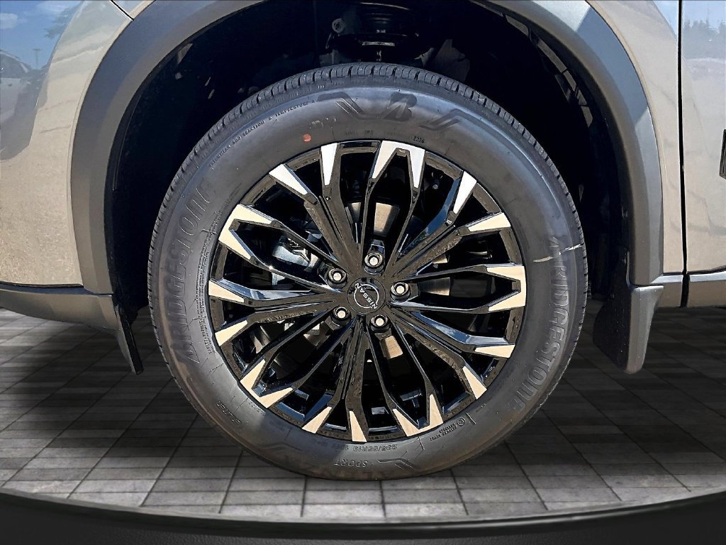 New 2026 Nissan Rogue Dark Armor AWD/4WD image 12