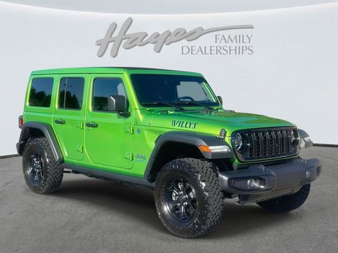 Used 2025 Jeep Wrangler Willys image 1