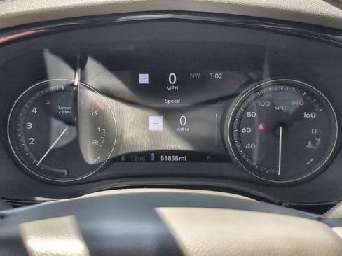 Used 2022 Cadillac XT6 Premium Luxury w/ Technology Package FWD image 11