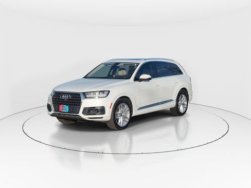 Used 2018 Audi Q7 3.0T Prestige image 4
