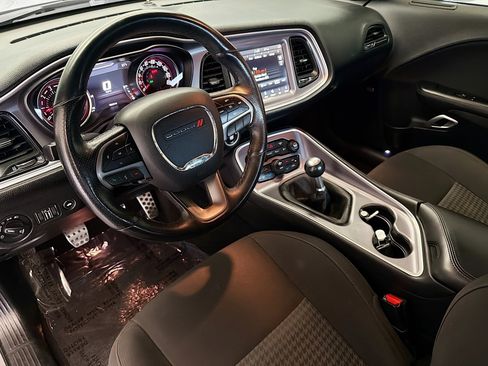 Used 2019 Dodge Challenger R/T Scat Pack RWD image 7