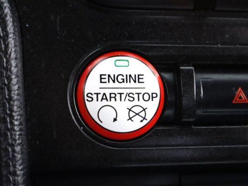 Used 2017 Ford Mustang GT RWD image 23
