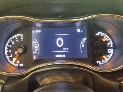 Used 2020 Jeep Grand Cherokee Limited w/ Luxury Group II RWD image 23