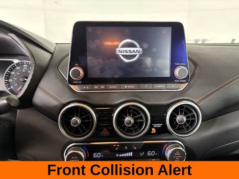 Used 2023 Nissan Sentra SR w/ SR Premium Package FWD image 16