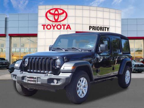 Used 2023 Jeep Wrangler Unlimited Sport AWD/4WD image 1