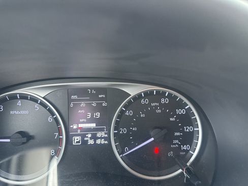 Used 2022 Nissan Kicks S image 41