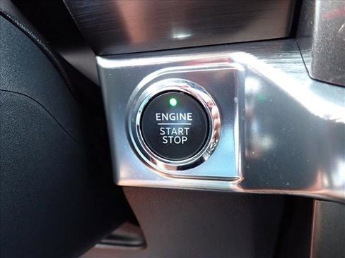 Used 2023 Ford F150 Lariat w/ Equipment Group 502A High image 27