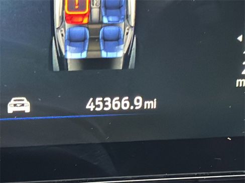 Used 2024 Ford Mustang Premium image 28