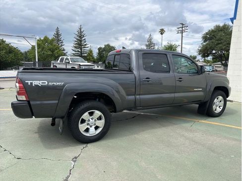 Used 2015 Toyota Tacoma 4x4 Double Cab image 6