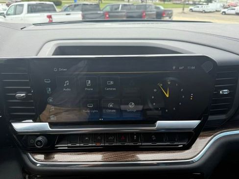 Certified 2024 Chevrolet Silverado 1500 RST AWD/4WD image 25