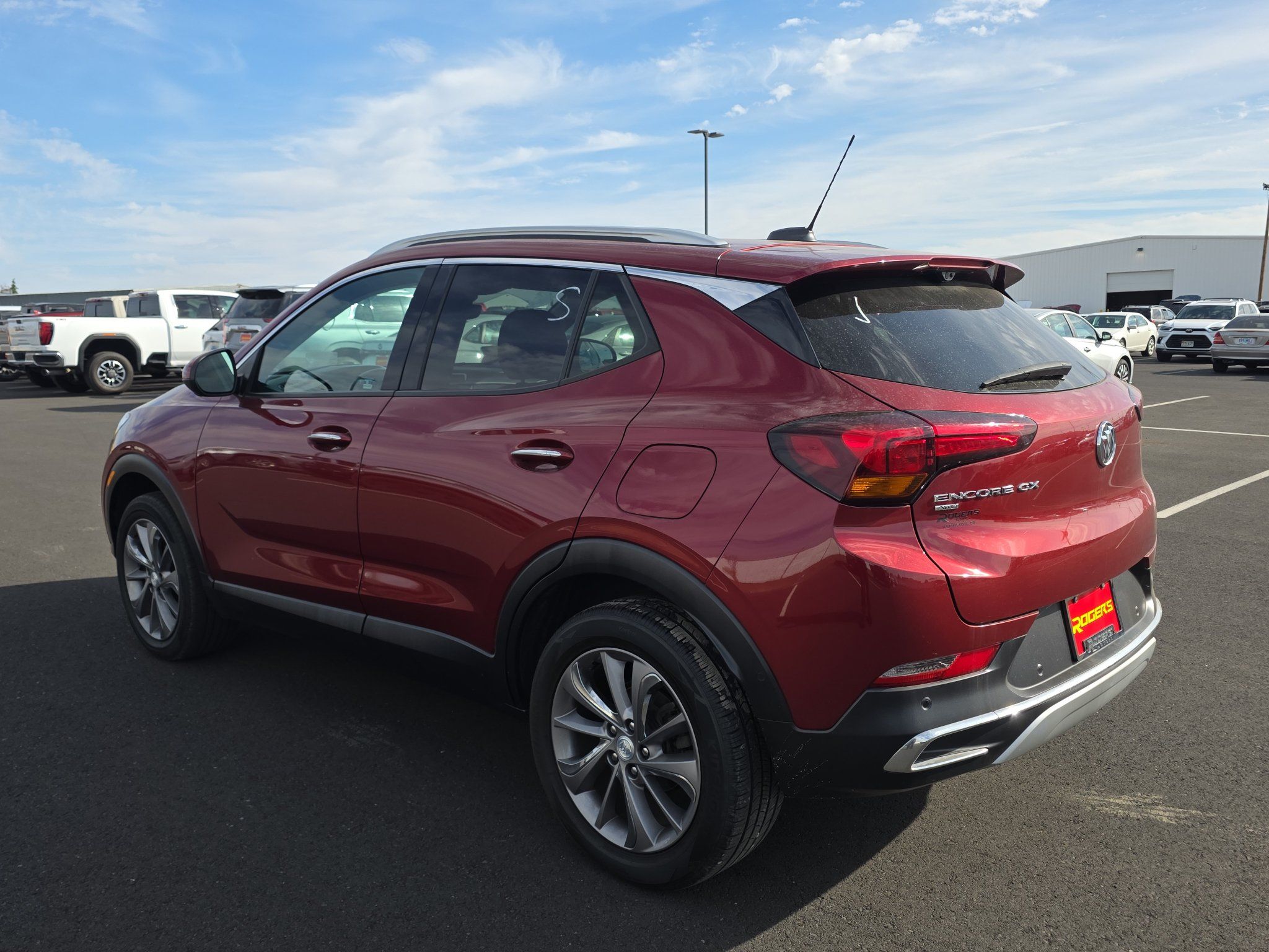 Used 2022 Buick Encore GX Essence w/ Advanced Technology Package AWD/4WD image 6
