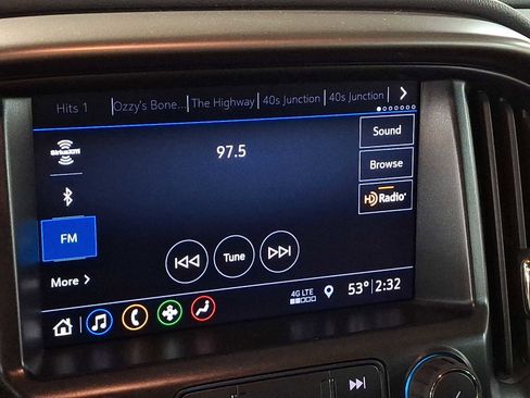 Used 2022 Chevrolet Colorado Z71 w/ Trail Boss Package image 17