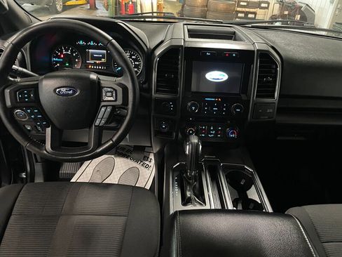Used 2017 Ford F150 XLT w/ Equipment Group 302A Luxury AWD/4WD image 7