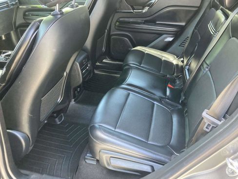 Used 2021 Lincoln Corsair FWD w/ Premium Package image 17