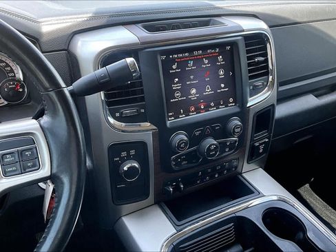Used 2018 RAM 2500 Laramie AWD/4WD image 7