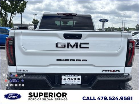 Used 2024 GMC Sierra 2500 AT4X AWD/4WD image 5