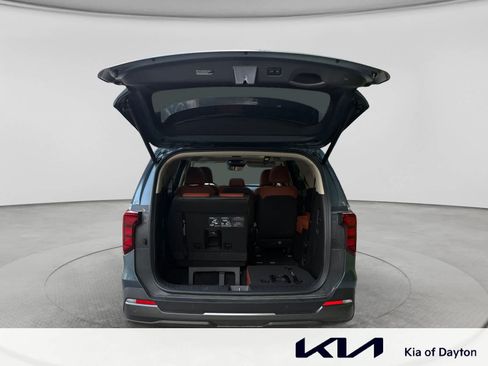 Used 2026 Kia Carnival SX w/ SX Dark Edition Package FWD image 19
