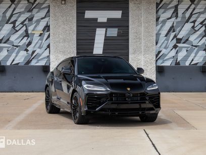 Used 2025 Lamborghini Urus SE