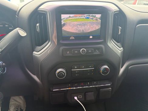 Used 2021 Chevrolet Silverado 1500 Custom AWD/4WD image 11