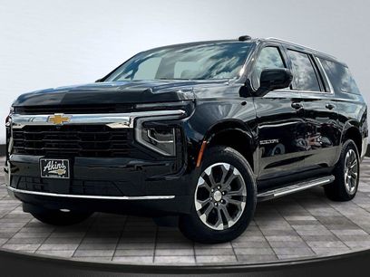 New 2025 Chevrolet Suburban LS