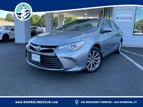 Used 2015 Toyota Camry XLE FWD image 1