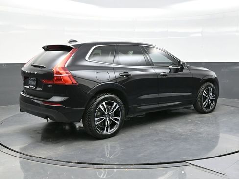Used 2020 Volvo XC60 T8 Momentum image 7