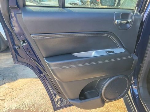 Used 2016 Jeep Compass High Altitude FWD image 19