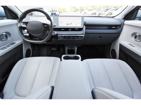 Certified 2023 Hyundai Ioniq 5 SEL AWD/4WD image 10