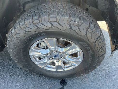 Used 2019 Ford F150 XLT w/ Equipment Group 302A Luxury image 14