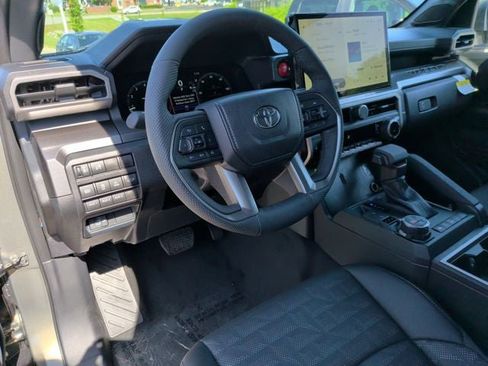 New 2026 Toyota Tacoma TRD Off-Road AWD/4WD image 14