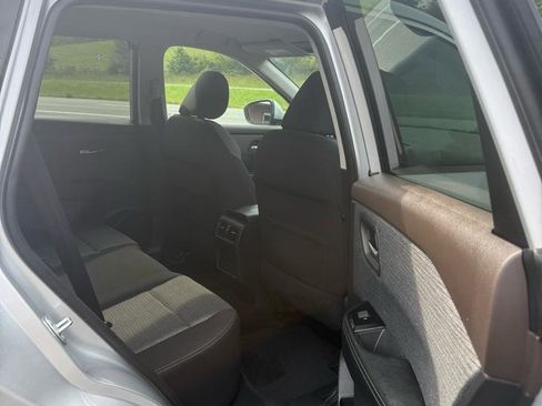 Used 2021 Nissan Rogue SV image 15