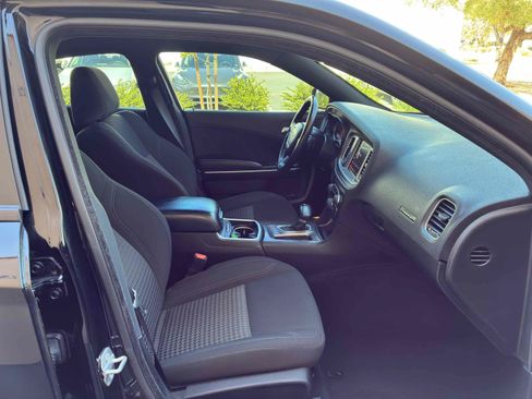 Used 2023 Dodge Charger SXT RWD image 45