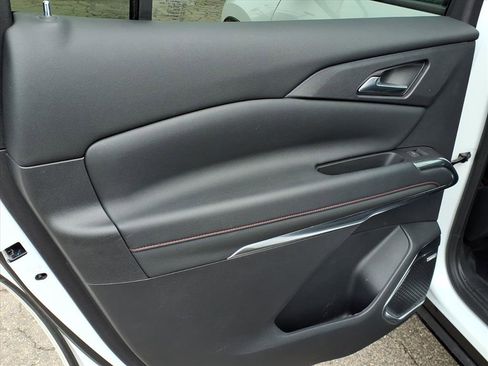 Used 2024 Chevrolet Traverse RS w/ LPO, Floor Liner Package image 12