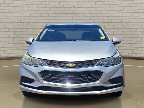 Used 2017 Chevrolet Cruze LS FWD image 2