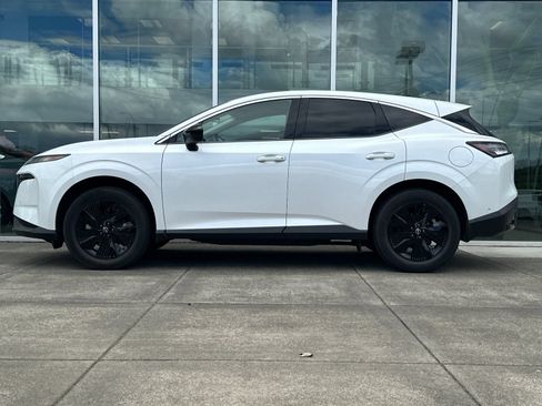 Used 2025 Nissan Murano SV AWD/4WD image 6