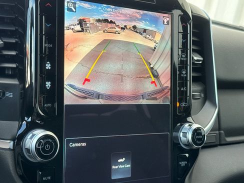 New 2027 RAM 1500 4x4 Crew Cab image 18