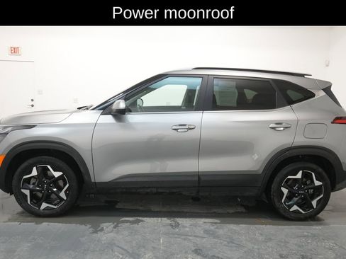Used 2024 Kia Seltos EX AWD/4WD image 4