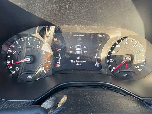 New 2026 Jeep Compass Latitude image 17