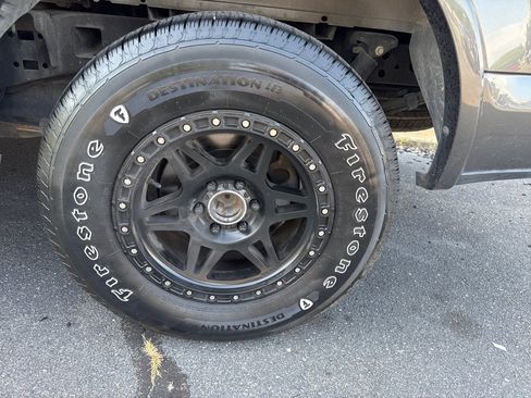 Used 2019 Ford F150 Lariat RWD image 17