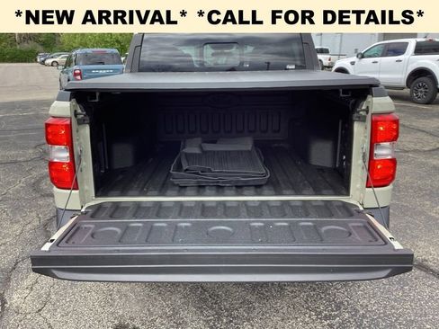 Used 2024 Ford Maverick Lariat w/ FX4 Off-Road Package AWD/4WD image 13