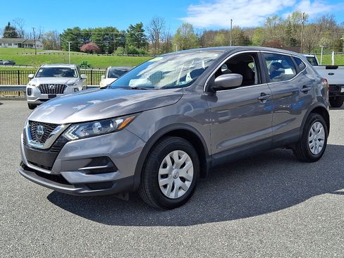 Used 2020 Nissan Rogue Sport S AWD/4WD image 3