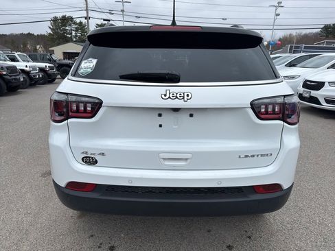 Certified 2025 Jeep Compass Limited image 4