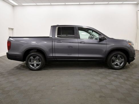 Certified 2023 Honda Ridgeline RTL image 9