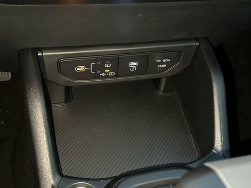 New 2025 Kia K4 FWD image 26
