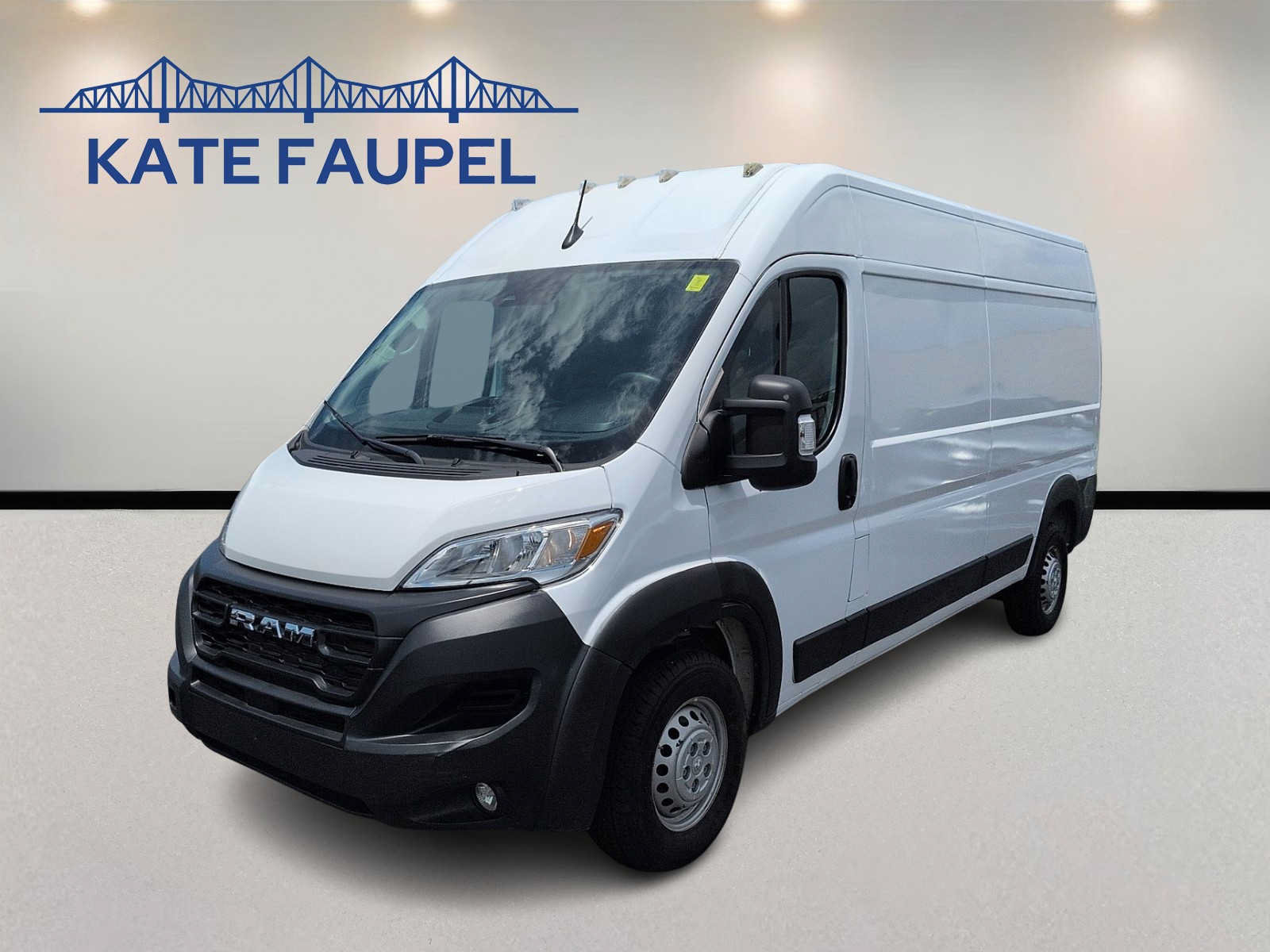 Used 2024 RAM ProMaster 2500 w/ Convenience Group FWD image 3
