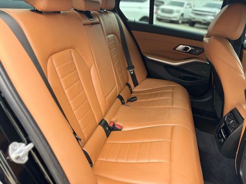 Used 2020 BMW 330i Sedan w/ Convenience Package image 17