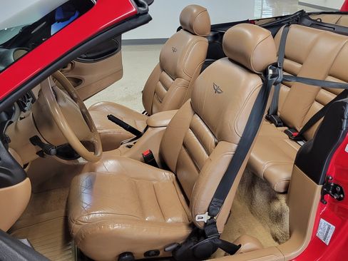 Used 1994 Ford Mustang GT RWD image 14