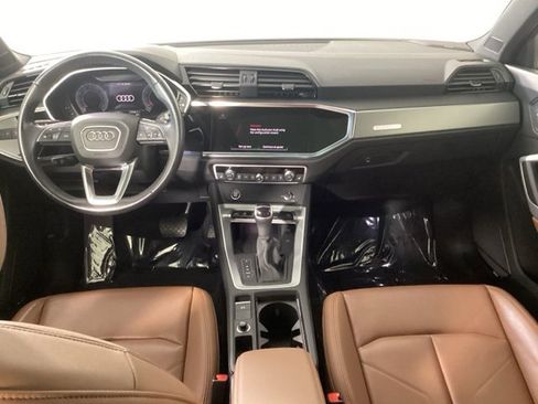 Used 2023 Audi Q3 2.0T Premium Plus w/ Premium Plus Package image 11