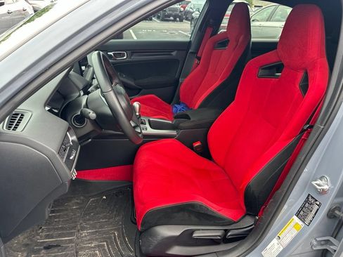 Used 2024 Honda Civic Type R image 15