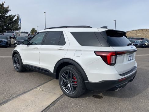 New 2026 Ford Explorer ST image 23